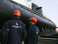 Спуск на воду подводной лодки "Кронштадт" Спуск на воду подводной лодки "Кронштадт"