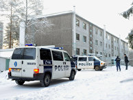 Полиция на месте стрельбы в городе Ювяскюля, Финляндия Полиция на месте стрельбы в городе Ювяскюля, Финляндия