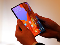 Смартфон Huawei Mate X Смартфон Huawei Mate X