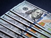 Купюры американских долларов Купюры американских долларов