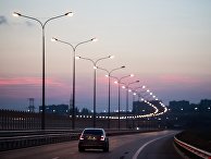 Автомобиль на Крымском мосту Автомобиль на Крымском мосту