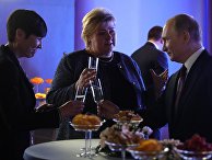Президент РФ Владимир Путин, премьер-министр Королевства Норвегия Эрна Сульберг и министр иностранных дело Норвегии Ине Эриксен Сёрейде Президент РФ Владимир Путин, премьер-министр Королевства Норвегия Эрна Сульберг и министр иностранных дело Норвегии Ине Эриксен Сёрейде