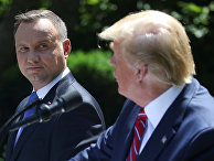 Президент США Дональд Трамп и президент Польши Анджей Дуда во время совместной пресс-конференции в Вашингтоне Президент США Дональд Трамп и президент Польши Анджей Дуда во время совместной пресс-конференции в Вашингтоне