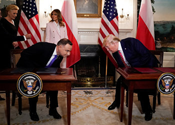 Президент США Дональд Трамп и президент Польши Анджей Дуда во время встречи в Вашингтоне Президент США Дональд Трамп и президент Польши Анджей Дуда во время встречи в Вашингтоне