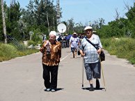 У КПВВ "Станица Луганская" состоялся первый этап отвода украинских подразделений У КПВВ "Станица Луганская" состоялся первый этап отвода украинских подразделений