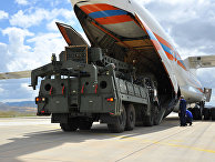 Первые поставки С-400, военный аэропорт неподалеку от Анкары, Турция Первые поставки С-400, военный аэропорт неподалеку от Анкары, Турция