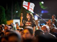 Акции протеста у здания парламента Грузии Акции протеста у здания парламента Грузии