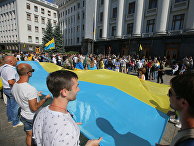 Акция националистов в Киеве против прекращения боевых действий в Донбассе Акция националистов в Киеве против прекращения боевых действий в Донбассе