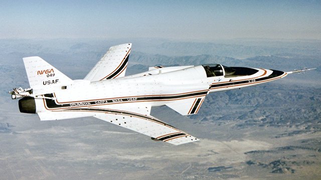 Грумман X-29: невероятный самолет с обратной стреловидностью крыла (CNN, США)