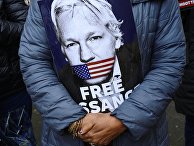 Акция в поддержку Дж. Ассанжа в Лондоне Акция в поддержку Дж. Ассанжа в Лондоне