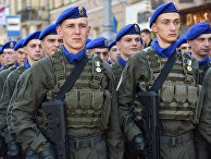 Военный парад к Дню защитника Украины во Львове Военный парад к Дню защитника Украины во Львове
