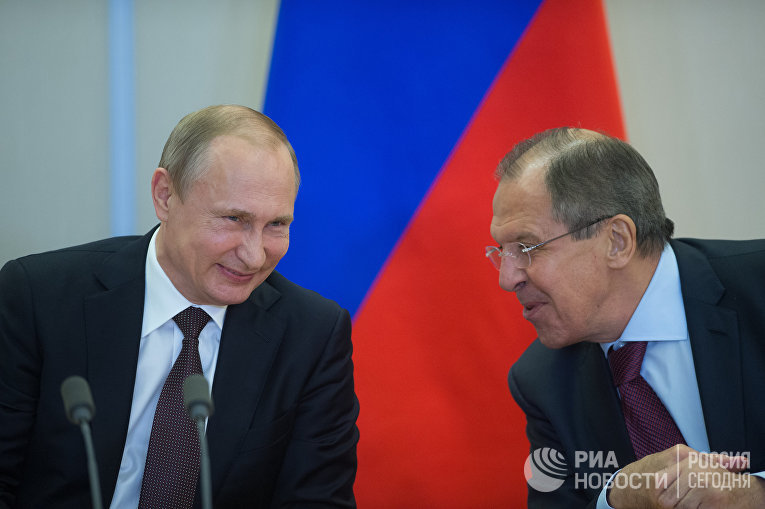 Церемония подписания документов по итогам российско-индонезийских переговоров