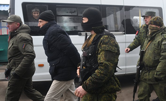 Обмен военнопленными между ДНР, ЛНР и Украиной в Донецкой области Обмен военнопленными между ДНР, ЛНР и Украиной в Донецкой области