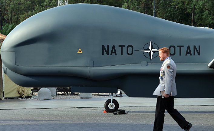 Беспилотный летательный аппарат НАТО Global Hawk Block 40