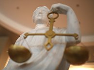 Статуя Фемиды в здании Московского городского суда Статуя Фемиды в здании Московского городского суда