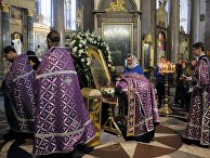 Мощи Иоанна Крестителя выставлены в Казанском соборе Санкт-Петербурга Мощи Иоанна Крестителя выставлены в Казанском соборе Санкт-Петербурга