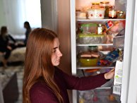 Продукты в холодильнике Продукты в холодильнике