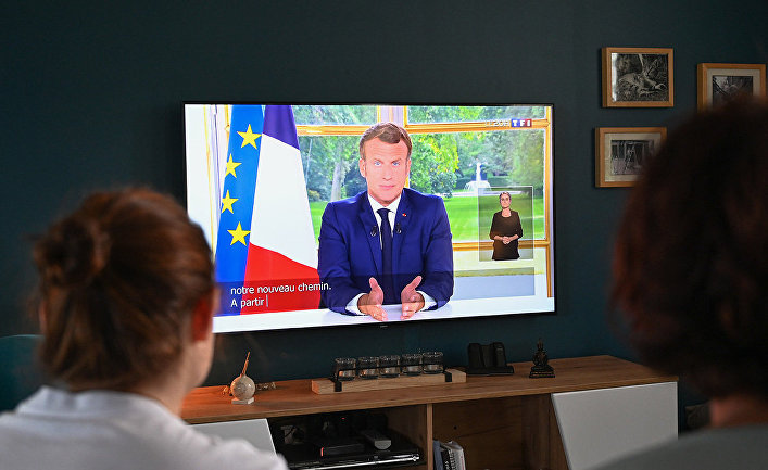 Выступление президента Франции Эммануэля Макрона