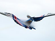Выступление пилотажной группы "Русские витязи" на церемонии открытия Армейских Игр Выступление пилотажной группы "Русские витязи" на церемонии открытия Армейских Игр