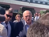Лукашенко пообещал рабочим не избивать их Лукашенко пообещал рабочим не избивать их