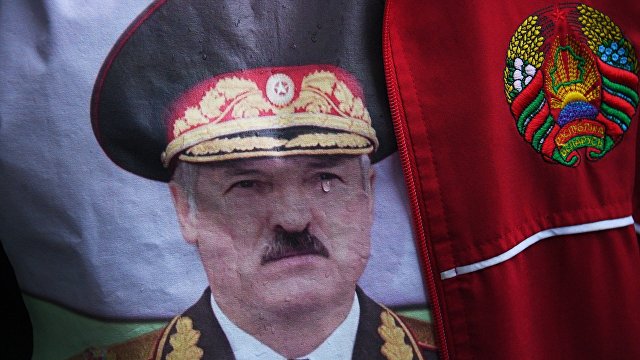 Gazeta (Польша): на официальном уровне Польша для Белоруссии выступает тем же, что Блофельд для Бонда. Можно ли было избежать провала
