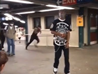 Fearless NYC subway rider jumps several feet across platform just in time to board incoming train Fearless NYC subway rider jumps several feet across platform just in time to board incoming train