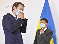 Канцлер Австрии Себастьян Курц и президент Украины Владимир Зеленский во время встречи в Вене Канцлер Австрии Себастьян Курц и президент Украины Владимир Зеленский во время встречи в Вене