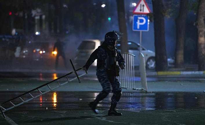 Акция протеста в Бишкеке Акция протеста в Бишкеке
