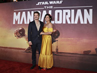 Педро Паскаль и Джина Карано на премьере "Мандалорца" в Лос-Анджелесе Педро Паскаль и Джина Карано на премьере "Мандалорца" в Лос-Анджелесе