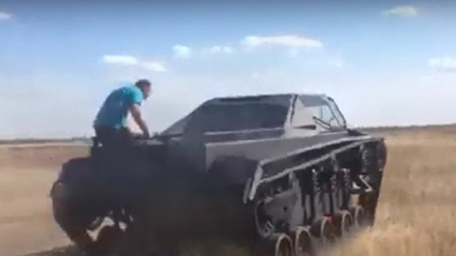 Факти (Болгария): украинцы создали гибридный плавающий танк мощностью 2500 лошадиных сил