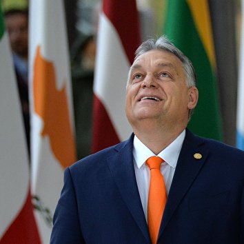 Премьер-министр Венгрии Виктор Орбан на саммите глав государств и правительств Евросоюза в Брюсселе Премьер-министр Венгрии Виктор Орбан на саммите глав государств и правительств Евросоюза в Брюсселе