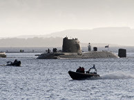 Британская атомная подлодка HMS Astute в заливе Ферт-оф-Сайлд Британская атомная подлодка HMS Astute в заливе Ферт-оф-Сайлд