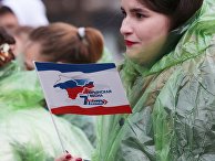 Праздничный концерт и салют в Симферополе Праздничный концерт и салют в Симферополе