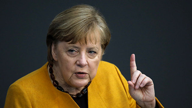 Süddeutsche Zeitung (Германия): Меркель призвала Путина отвести войска от границы с Украиной
