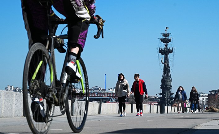 Теплая погода в Москве Теплая погода в Москве