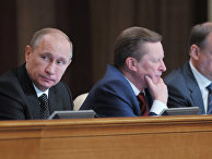 Владимир Путин, секретарь Совета безопасности РФ Николай Патрушев и руководитель администрации президента РФ Сергей Иванов на заседании Коллегии министерства обороны РФ Владимир Путин, секретарь Совета безопасности РФ Николай Патрушев и руководитель администрации президента РФ Сергей Иванов на заседании Коллегии министерства обороны РФ