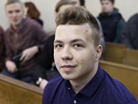 Роман Протасевич во время судебного заседания в Минске, 2017 год Роман Протасевич во время судебного заседания в Минске, 2017 год