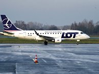 Самолет авиакомпании Polish Airlines (LOT) Самолет авиакомпании Polish Airlines (LOT)