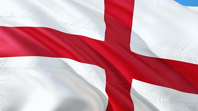 The Sun (Великобритания): после поражения сборной Украины на Евро-2020 модели из скандально известного Butt Squad решили поддержать Англию