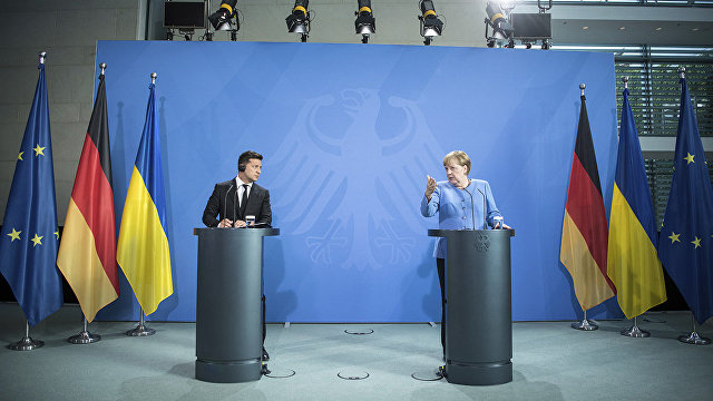 Страна (Украина): Я не получил ответа от мадам Меркель. Чем на самом деле завершились переговоры Зе с канцлером Германии