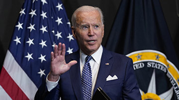 Президент США Джо Байден выступает в штаб-квартире офиса директора Национальной разведки