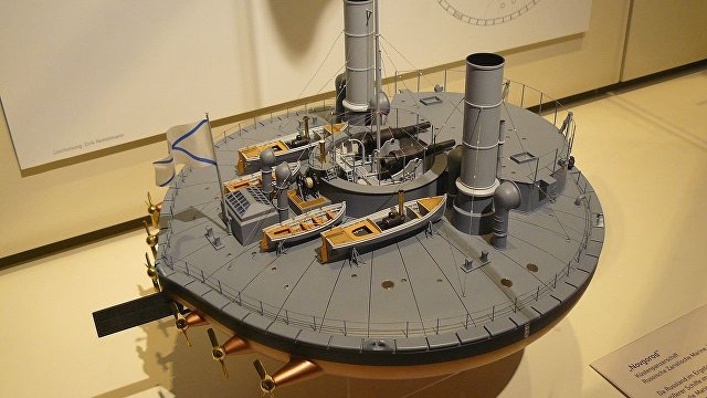 Jalopnik (США): Россия как-то раз построила странный круглый корабль