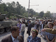 Ввод войск в Москву 19 августа 1991 года. Августовский путч 1991 года Ввод войск в Москву 19 августа 1991 года. Августовский путч 1991 года