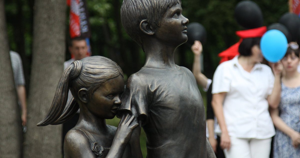 Haló noviny (Чехия): «Мама, это война?!» - Vimarsana News