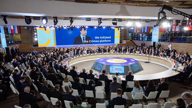 Politico (США): саммит Крымская платформа напоминание о том, что Запад не решил проблему аннексии полуострова Россией