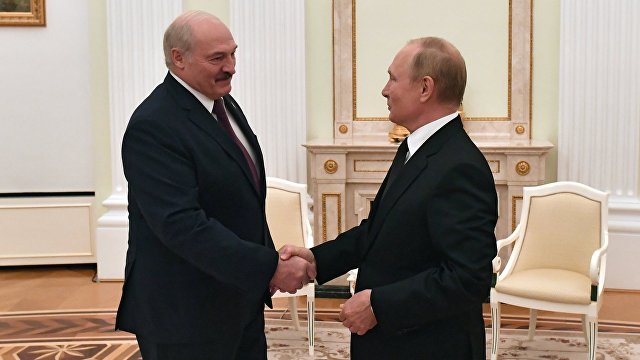 Газета по-украински (Украина): Путин готовится проглотить Белоруссию